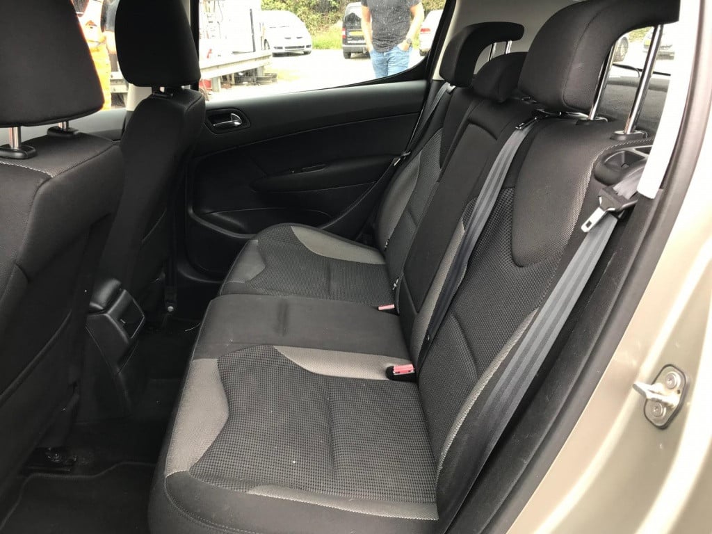 Peugeot 308 1.6 vti mill. 200