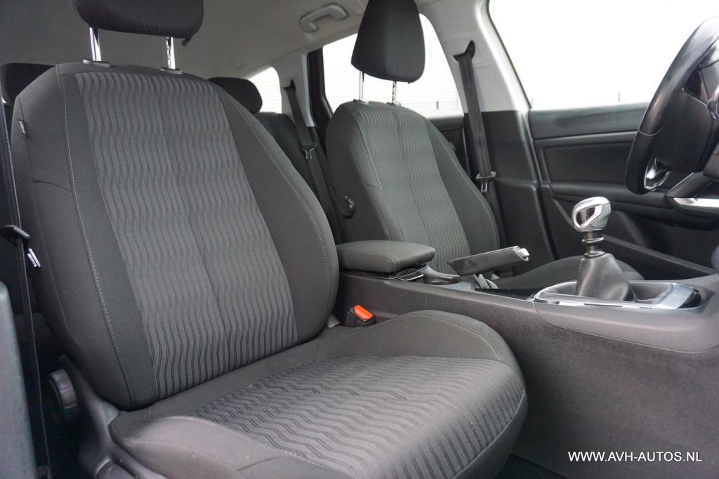 Peugeot 308 sw 1.6 bluehdi blue lease pack