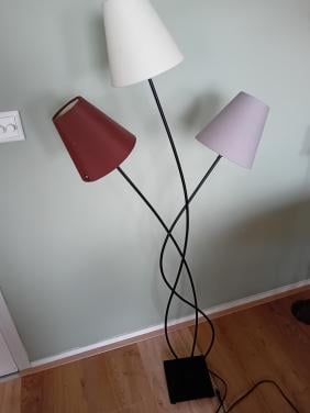 Te koop: een mooie design schemerlamp met led verlichting