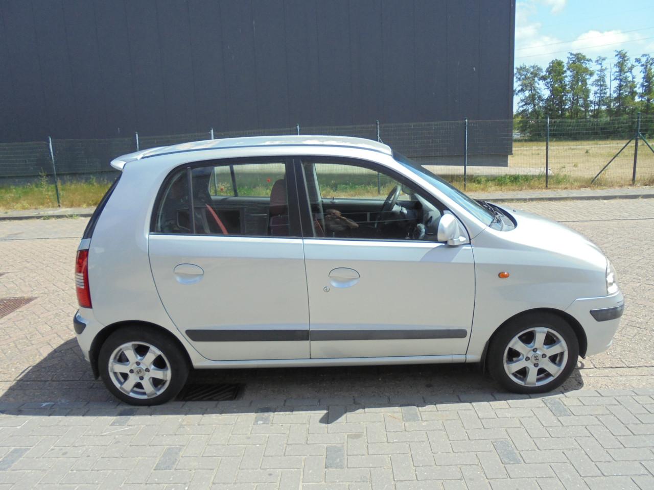 Atos in de 1.1  4 cilinder Dynamic Cool 3 Deur uitvoering apk + N.A.P