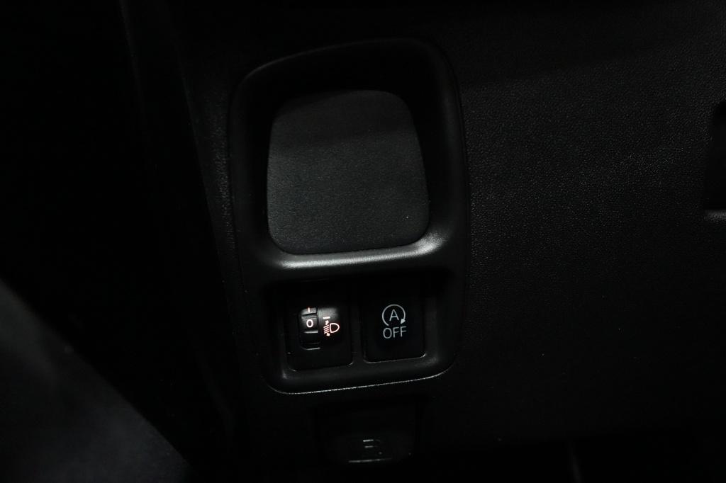 Peugeot 108 1.0 e-vti access | aux | airco |