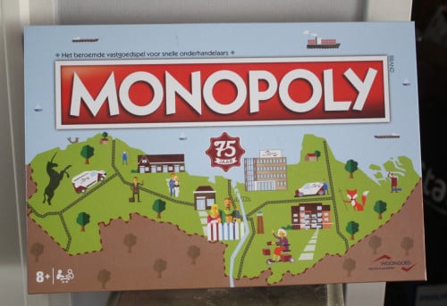 Nieuw alleen verpakking is er van af  Monopoly Woongoed