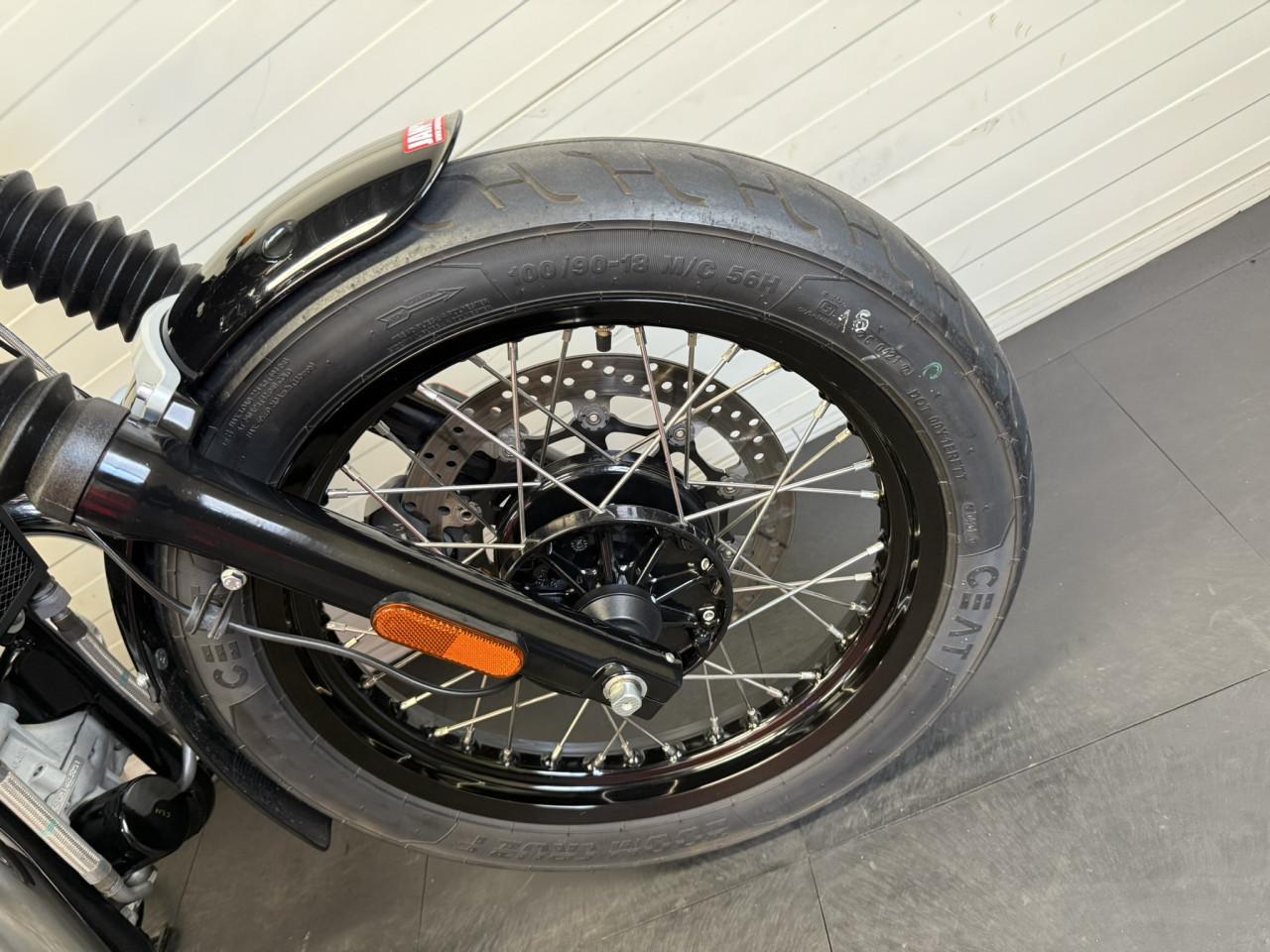 Jonge en nette Royal Enfield Interceptor 650 slechts 2300km!