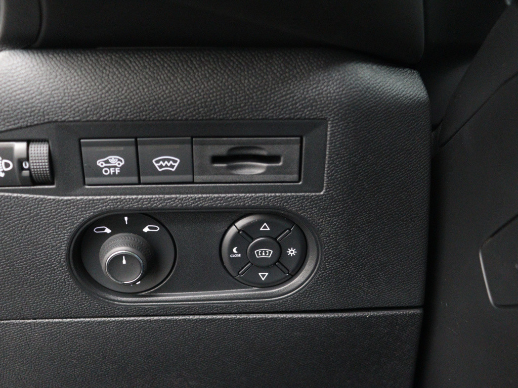 Ds Ds 3 hybrid 145 opéra | hifi focal | leder+stoelverw.+massage |