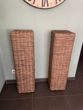 2 PRACHTIGE WICKER ZUILEN 30X30X110CM