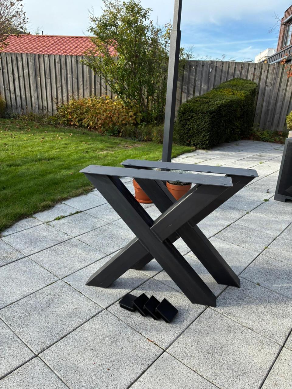 Stalen onderstel tafel - X poot