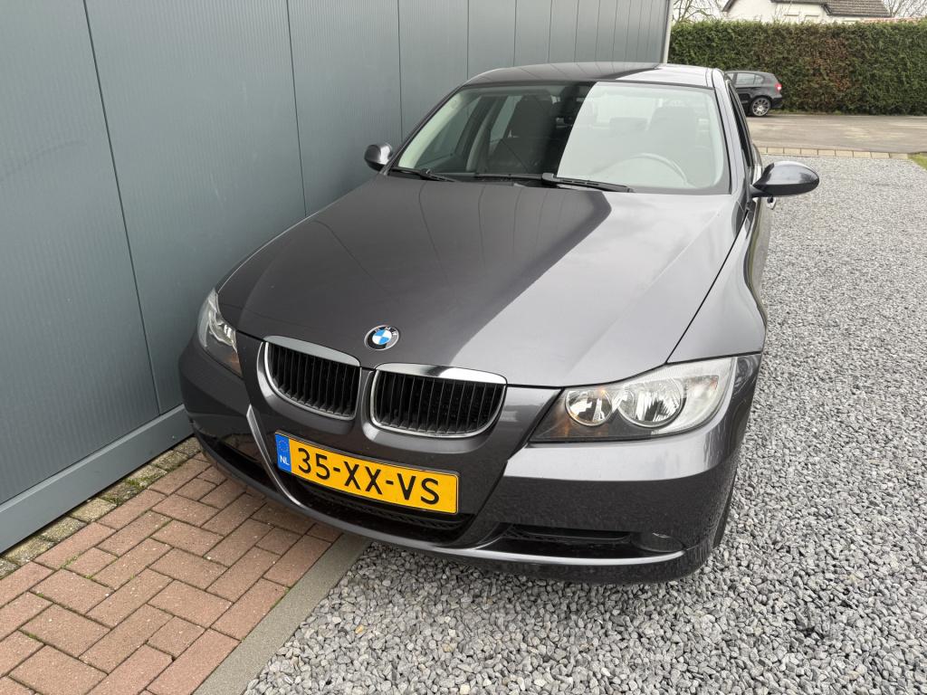 BMW 3-serie 320i 150pk executive sedan