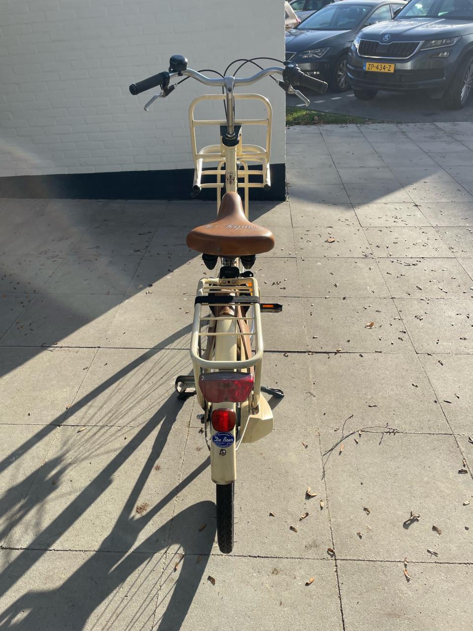 Damesfiets/ transportfiets.