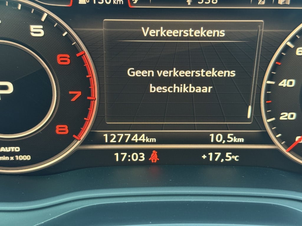 Audi A4 limousine | achteruitrijcamera | keyless | digital dash | 2.0 tfsi