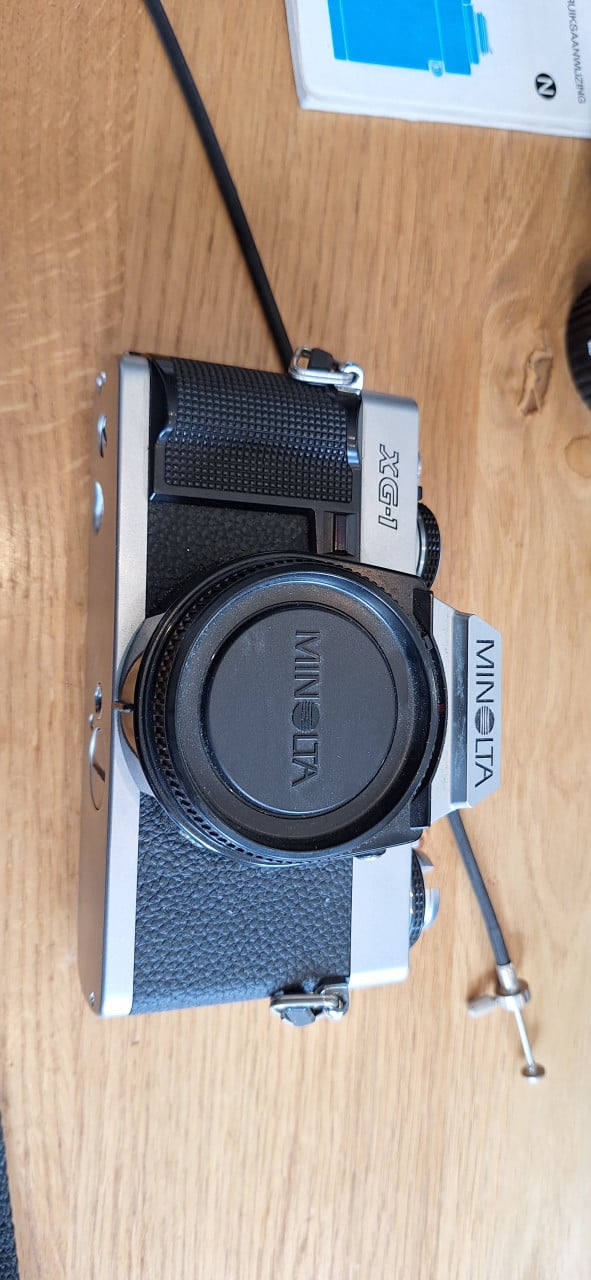 Minolta XG-1 analoge camera met accessoires