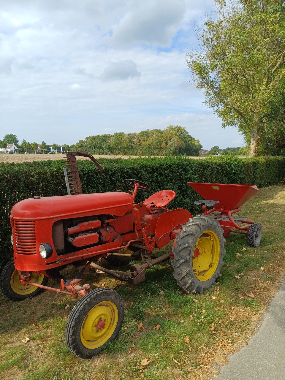 Massey Harris Pony