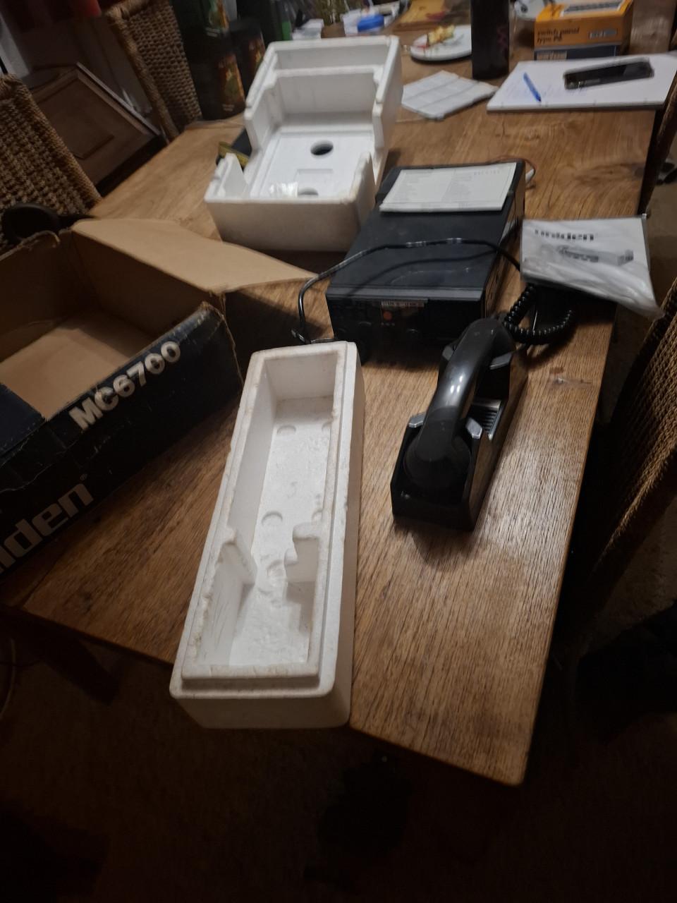 Marine telefoon uit 1984 compleet