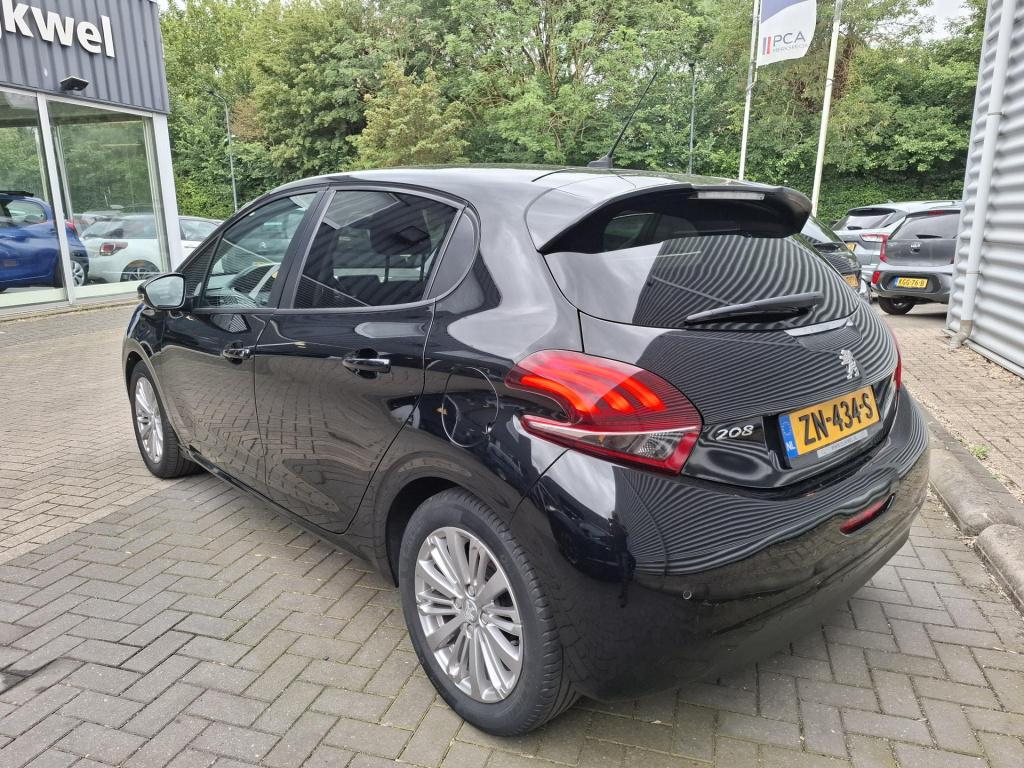 Peugeot 208 1.2 signature nav/airco/lmv/park