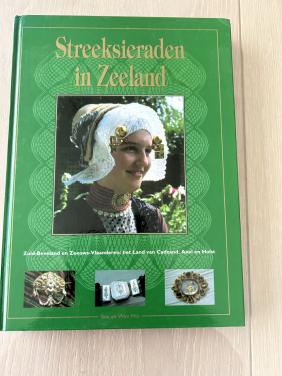 Streeksieraden in Zeeland deel 1&2