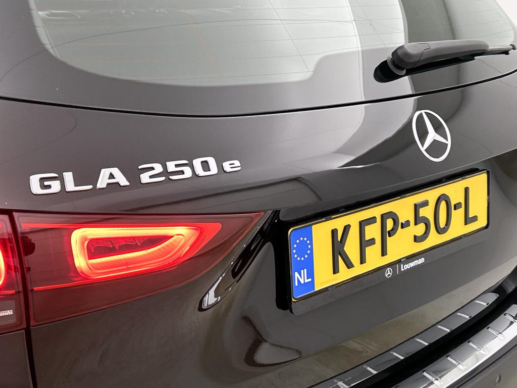 Mercedes-Benz Gla-klasse 250 e plug-in hybride panorama schuif-kanteldak | 