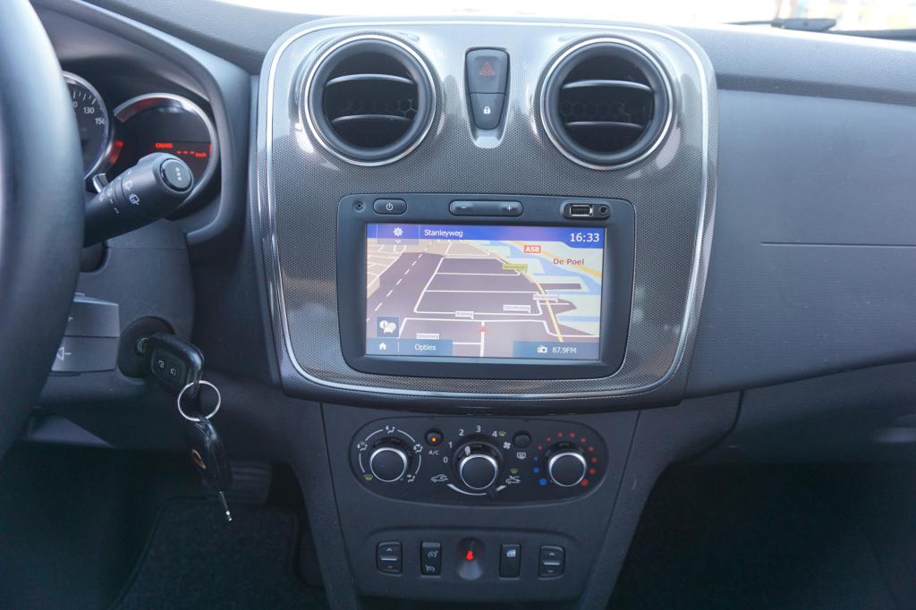 Dacia Sandero Stepway 0.9 tce sl automaat - 1e eigenaar / airco / navi / cr