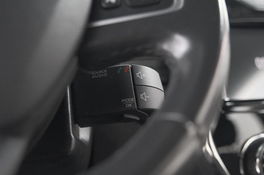 Renault Captur tce 90 dynamique | trekhaak | navigatie | camera | parkeerse