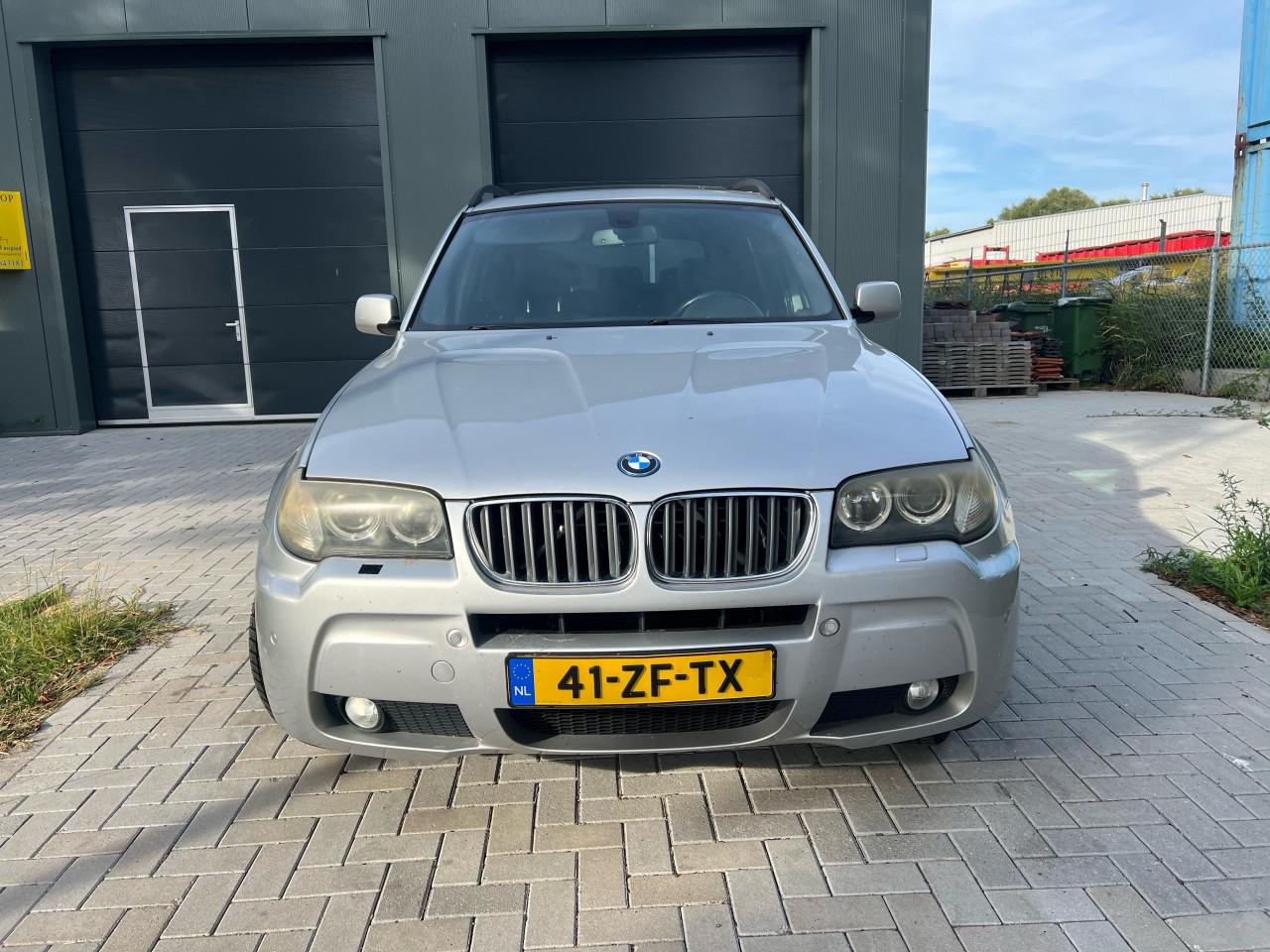 BMW X3 2.5si High Executive pano/automaat