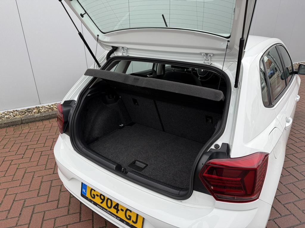 Volkswagen Polo 1.0 mpi comfortline | org. nl | cruise | navi | carplay