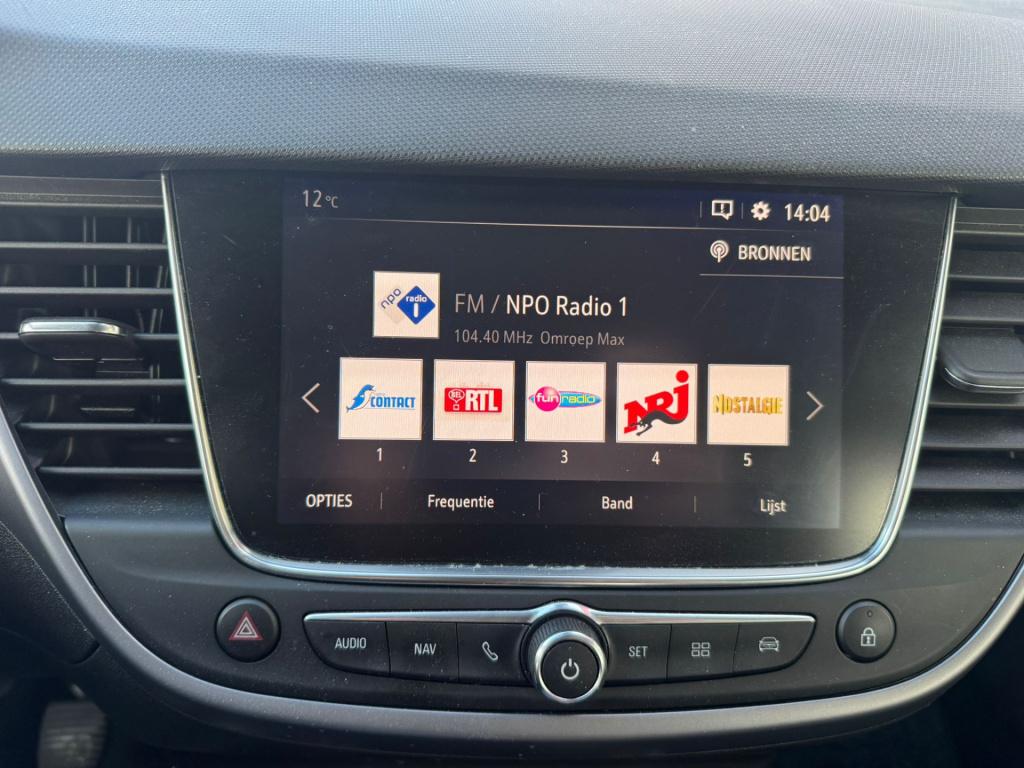 Opel Crossland X 1.2 turbo online edition