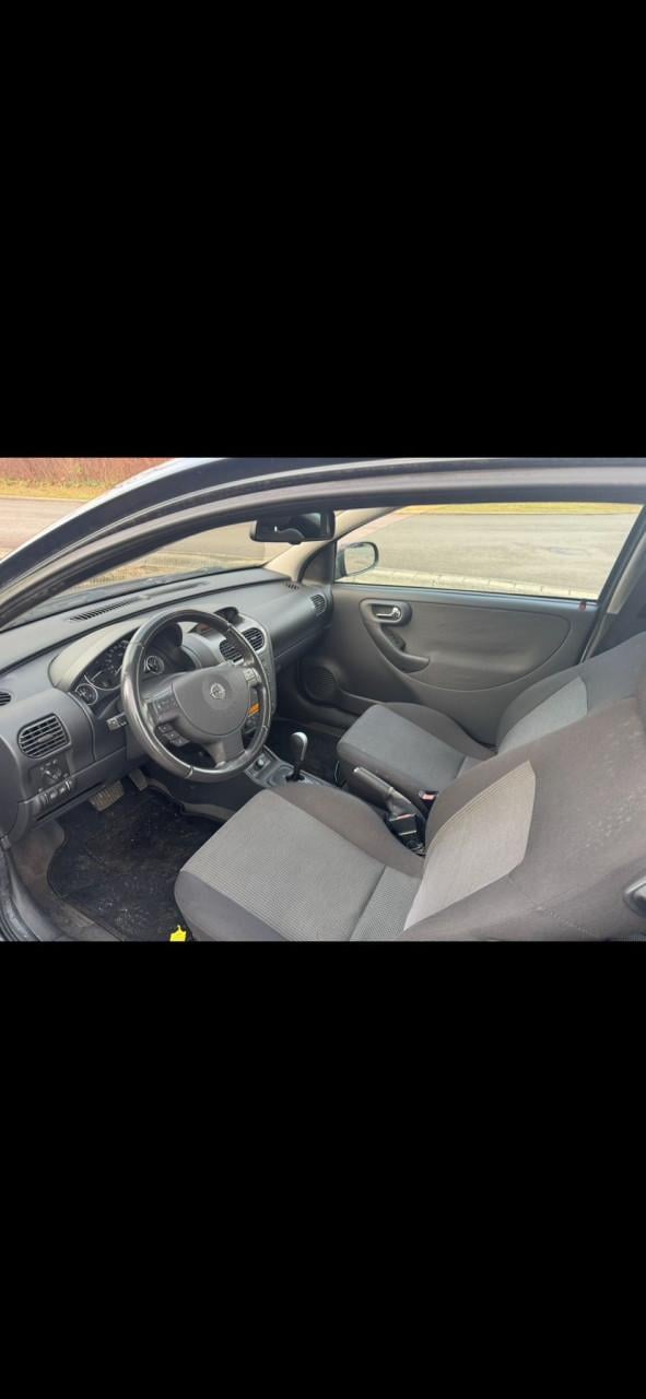 Opel corsa automaat bj 2004 1500 euro