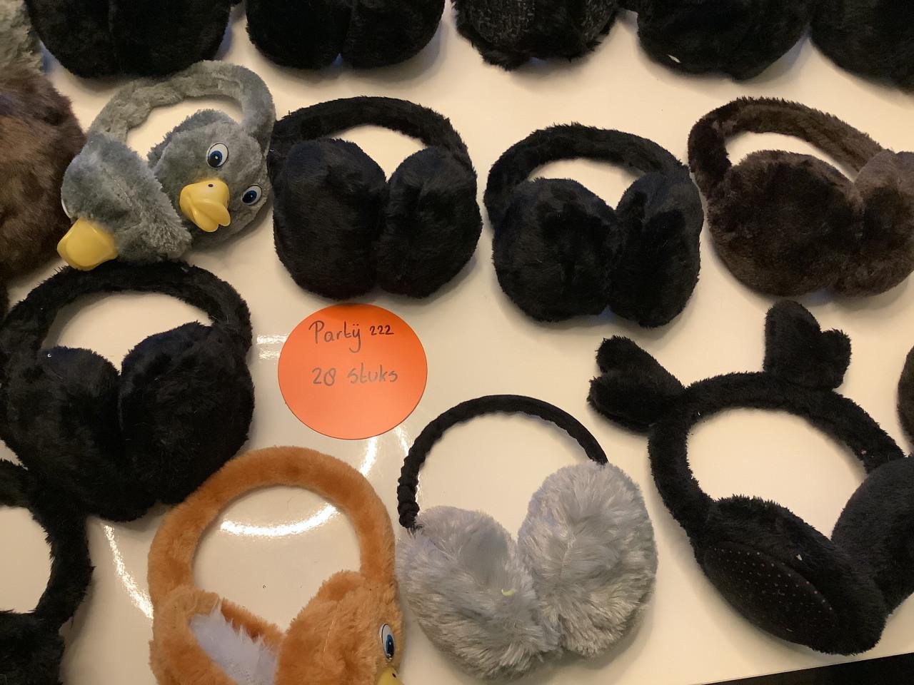 Partij kinder oorwarmers. ( partij 222)