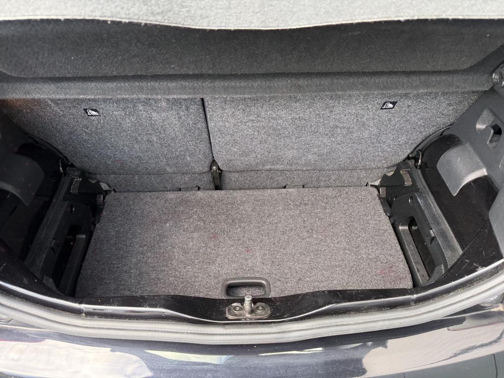 Volkswagen UP! 1.0 move up! blue motion 5-drs
