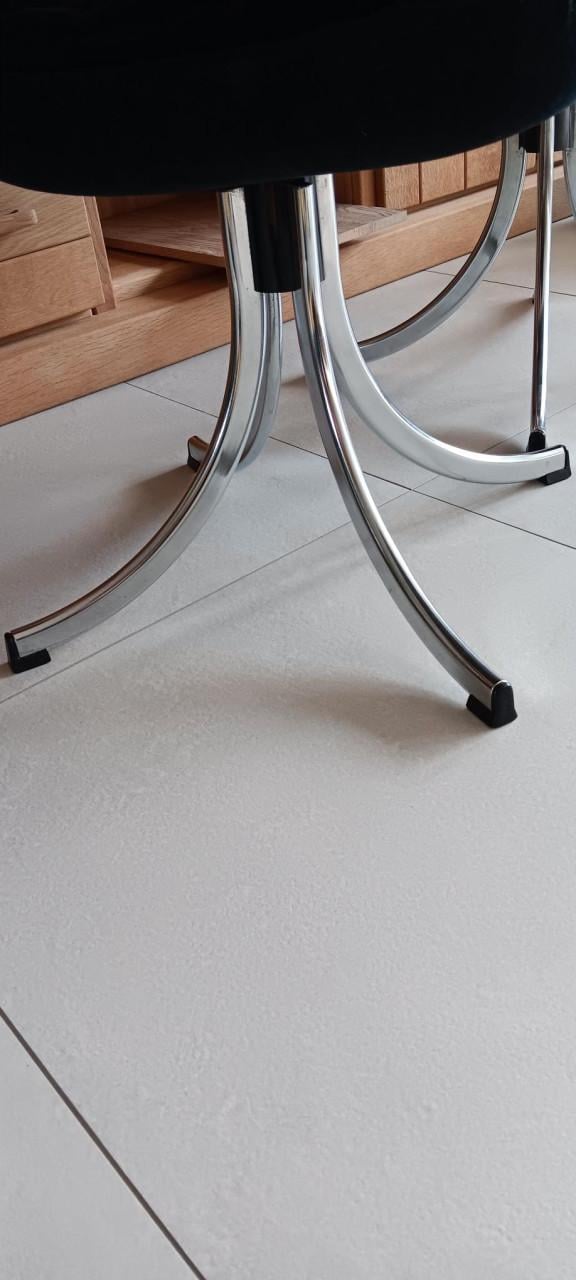 4 VINTAGE EETKAMER STOELEN OP kruis-DRAAIPOOT.
