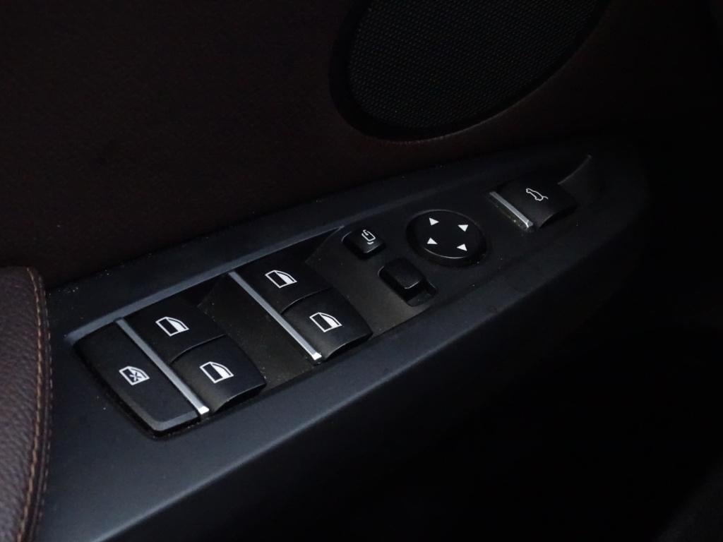 BMW X3 xdrive20i centennial high executive m-sportpakket | pano | 19"