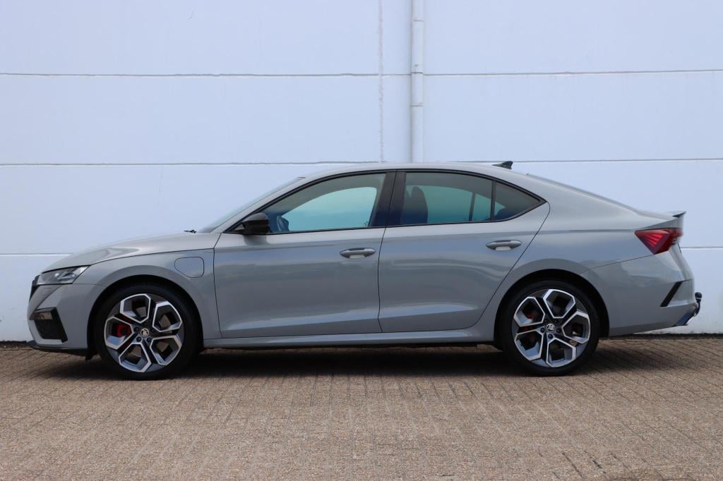 Skoda Octavia 1.4 tsi rs iv phev business 245pk dsg6