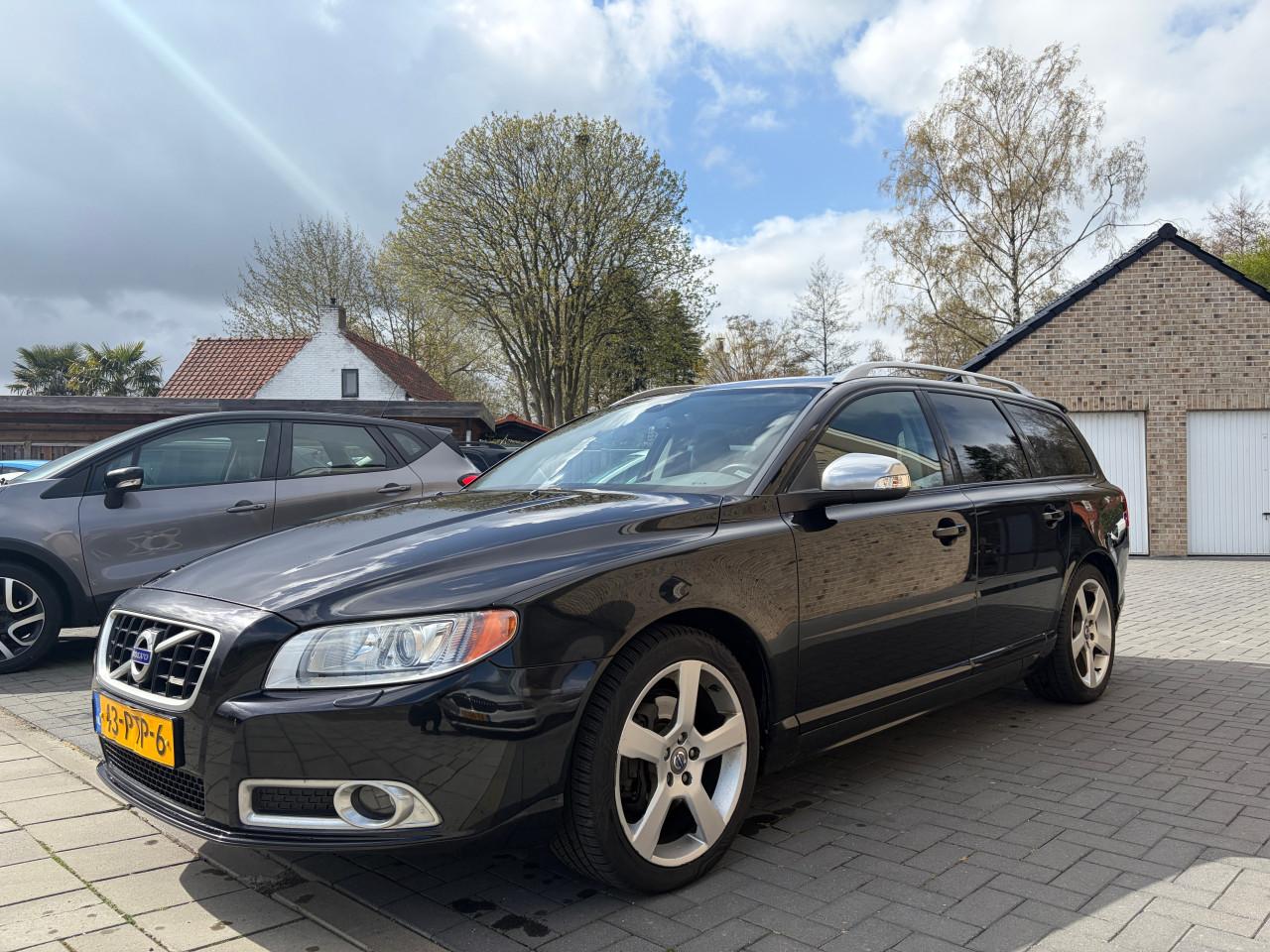 Volvo V70 2.0T R-Editon 2011 Airco Navi PDC CCT LEDER
