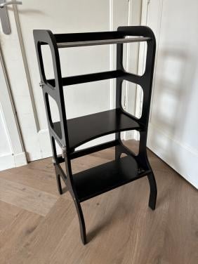 Zwarte houten leertoren te koop