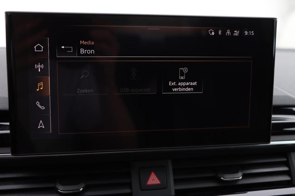 Audi A4 limousine 35 tfsi s edition competition 150pk s tronic