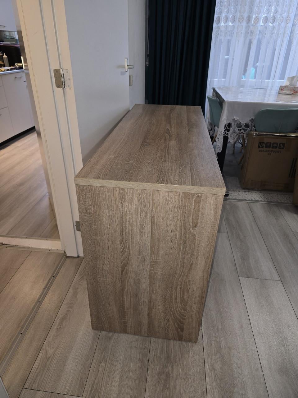 Dressoir 2 deuren 3 lades.