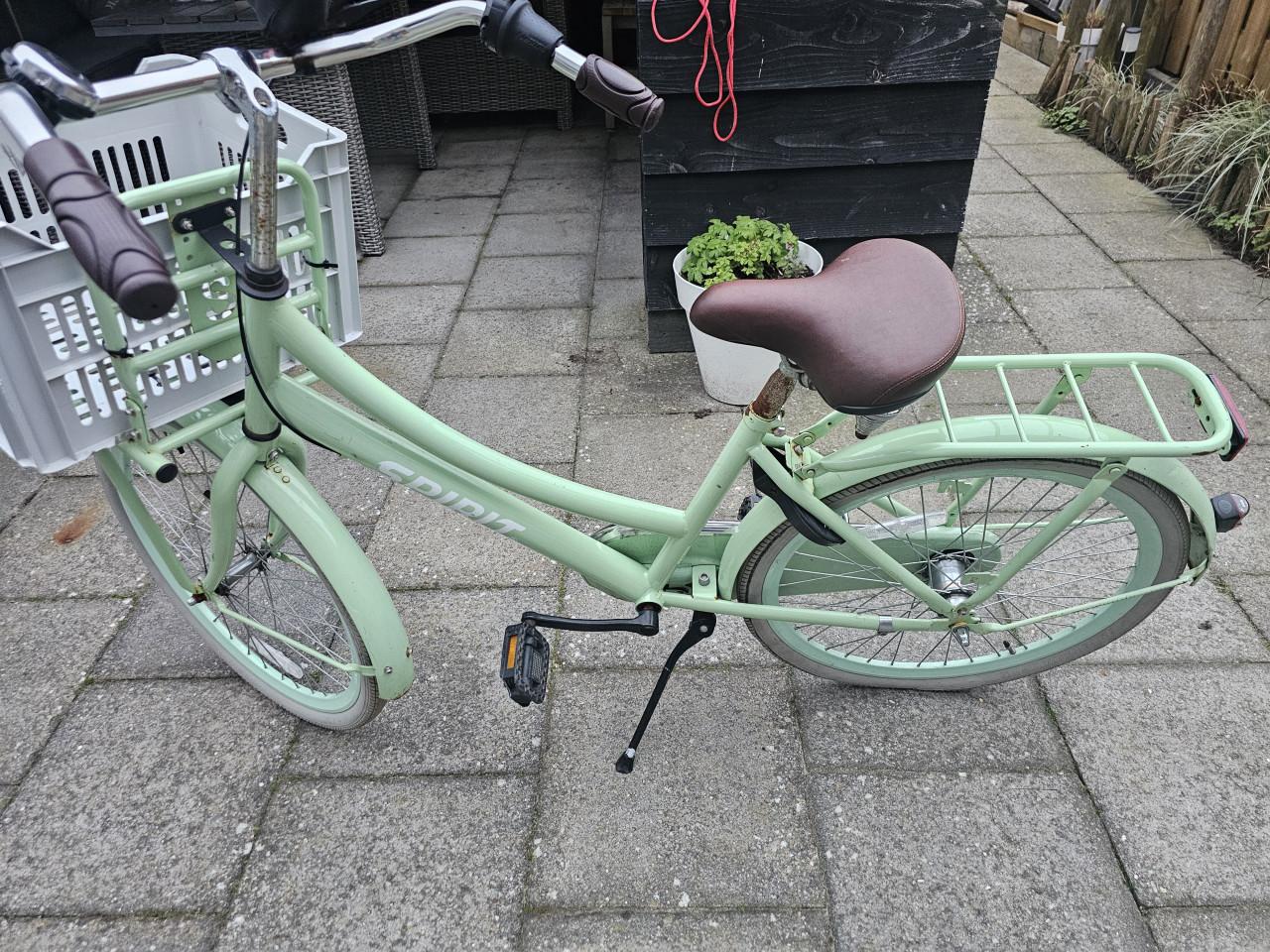 Meisjes fiets 24 inch 6-10 jaar
