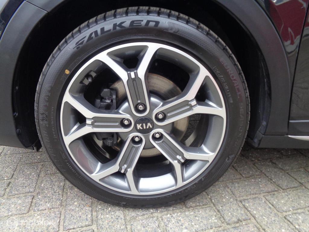 Kia Xceed 1.4 t-gdi executive/automaat/navi/panoramadak/half leer/18''lm/tr