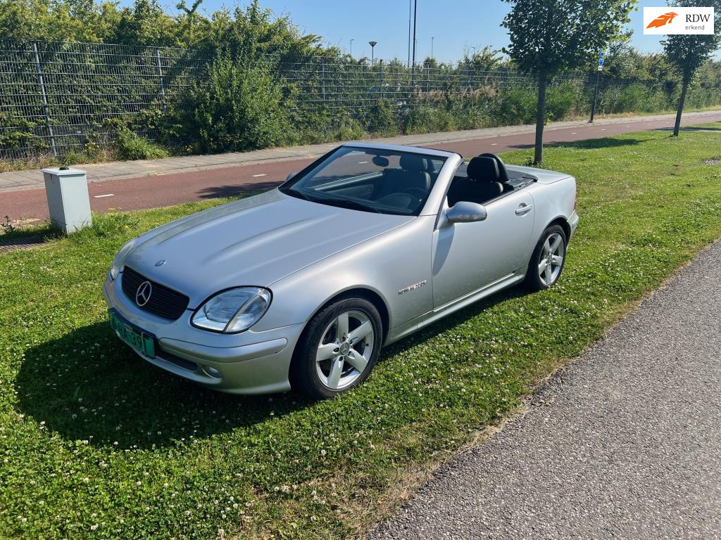 Mercedes-Benz SLK 200 k.