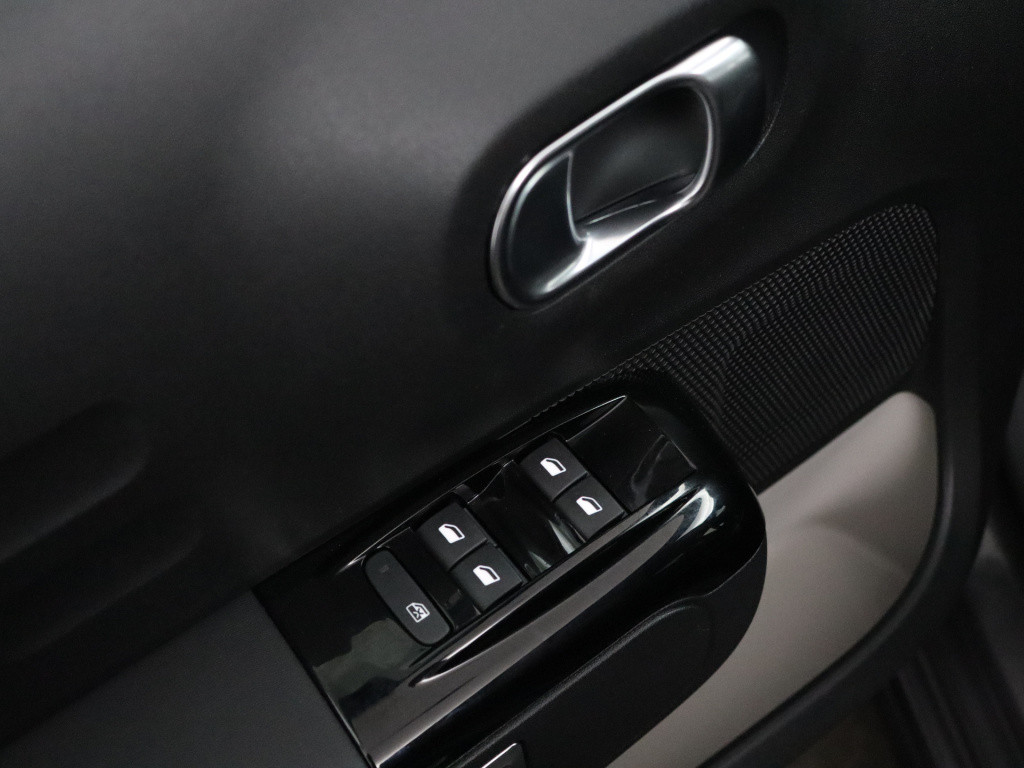 Citroen C3 puretech 110pk automaat shine | rijklaar | | rijklaar |