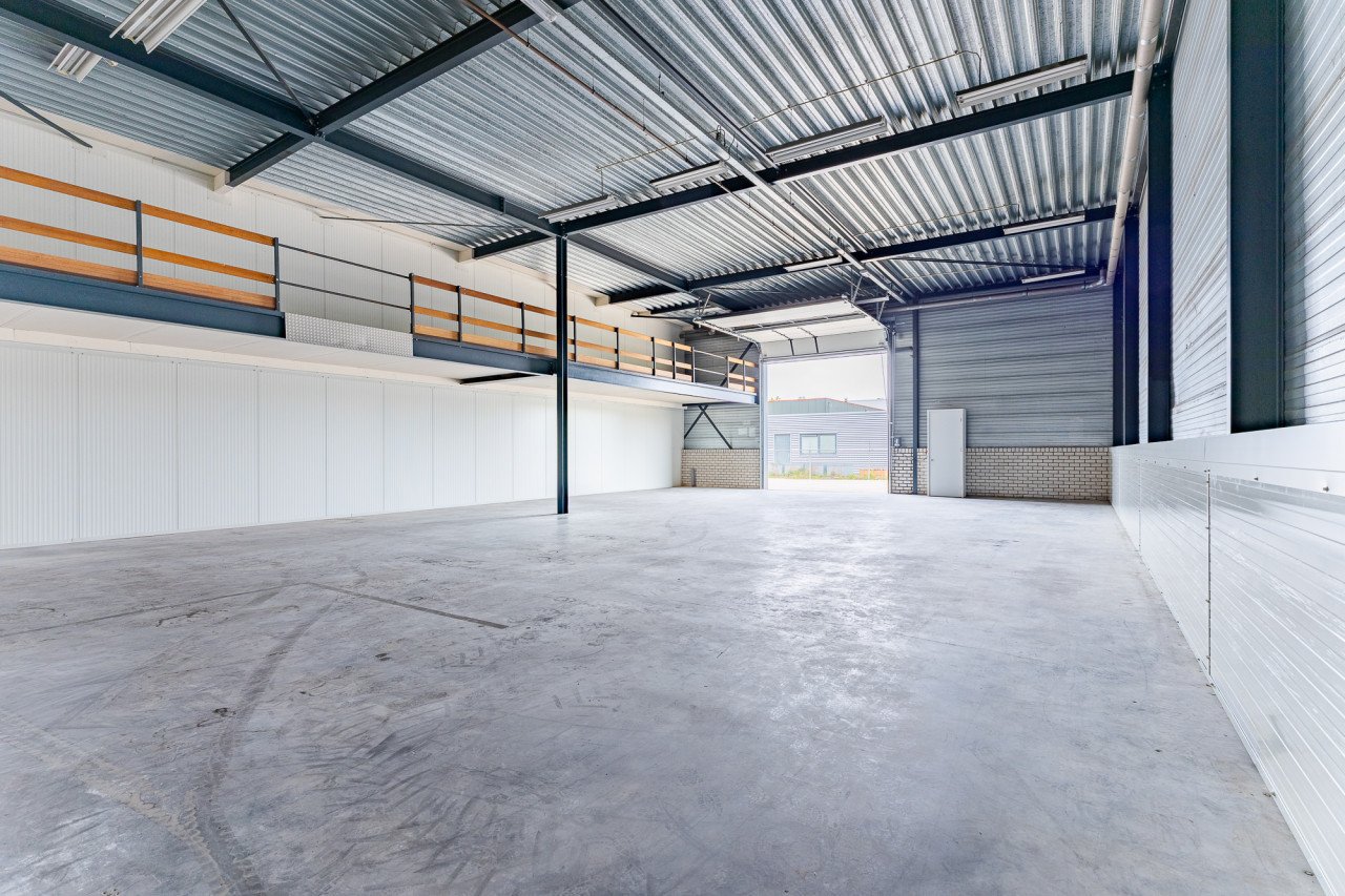 Bedrijfsunit Middelburg 292 m2 met buitenterrein