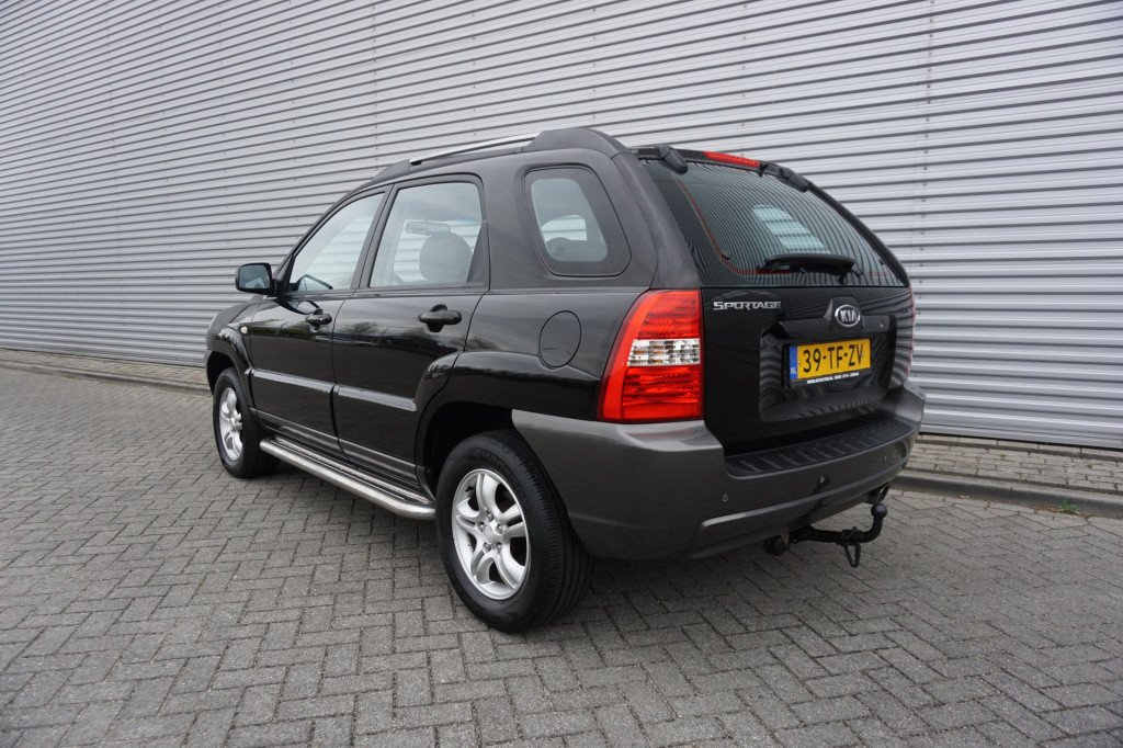Kia Sportage 2.0 cvvt executive airco / cruise / elektr. ramen / trekhaak /