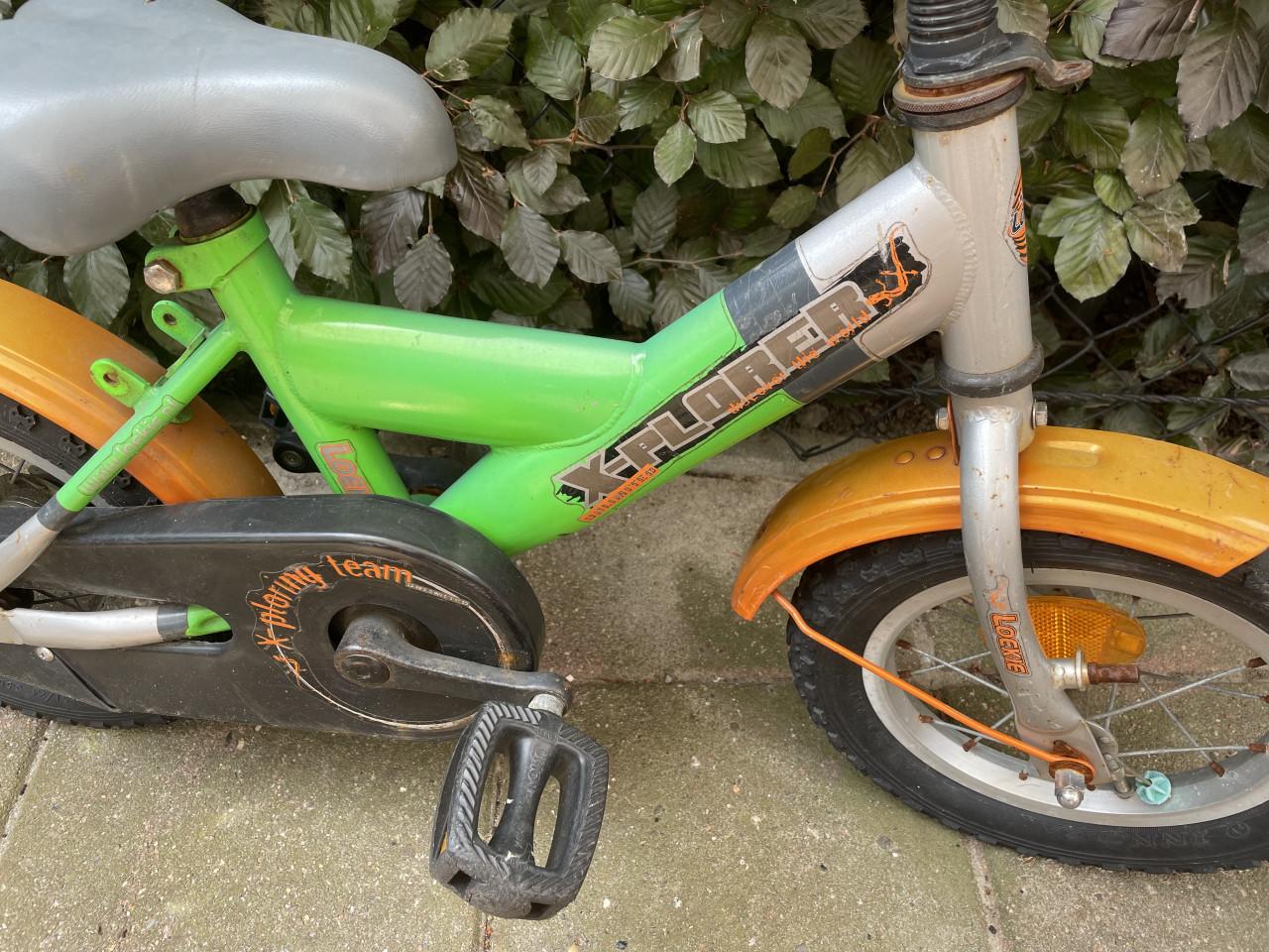 Degelijke LOEKIE Voetbalfiets!, nieuwe! banden en reflectoren IZGS!!