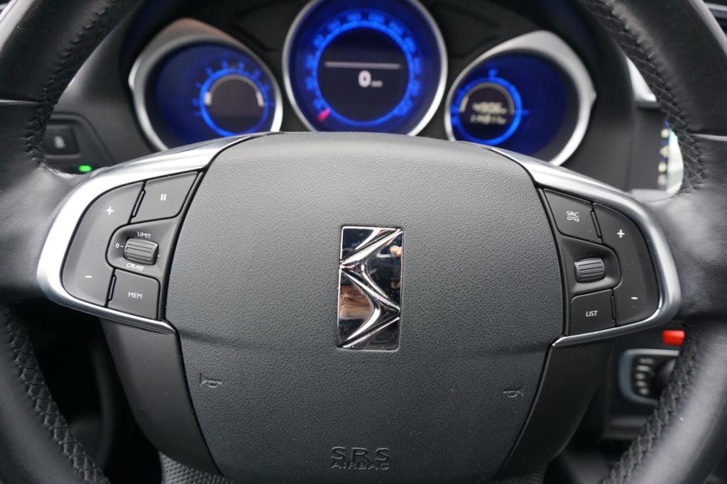 Ds Ds 4 crossback 1.2 puretech so chic climate / navi / leder / cruise / le