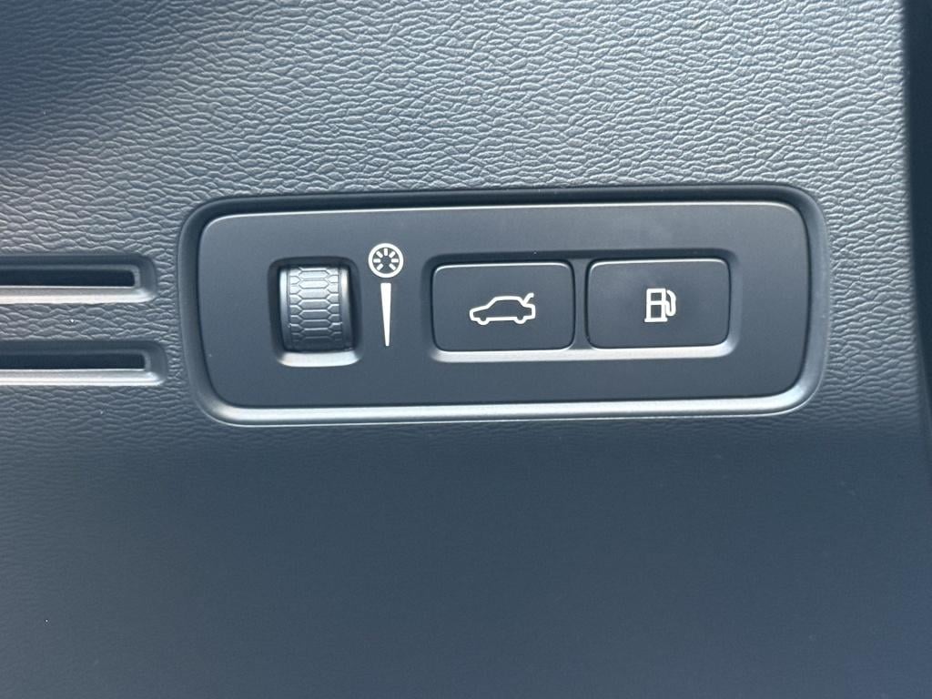 Volvo XC40 t4 211pk recharge r-design| panodak| adap.cruise| trekhaak| came