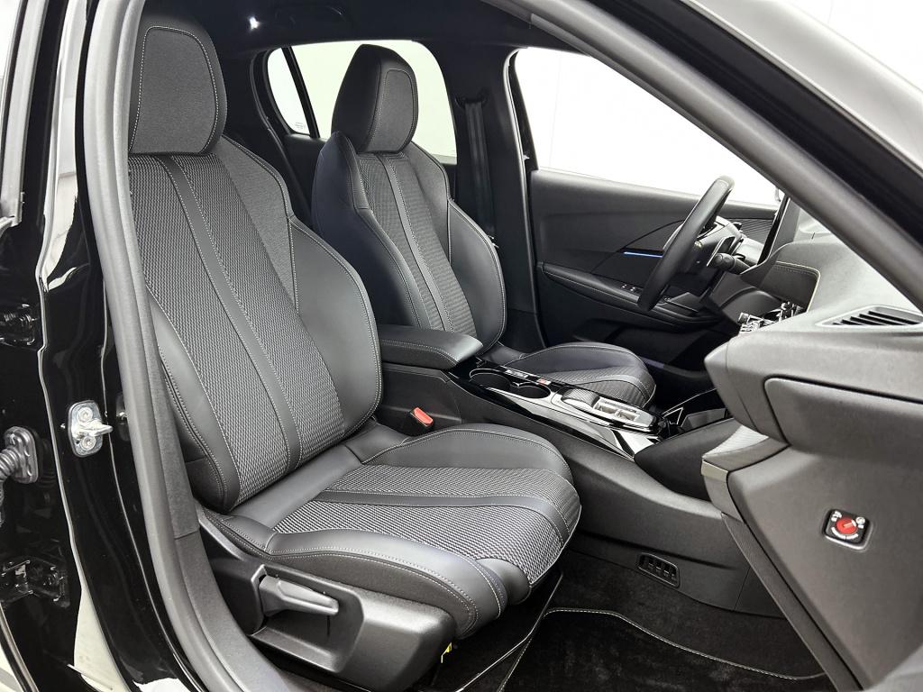 Peugeot 208 hybrid 145pk automaat gt | rijklaar | adaptief cruise control |