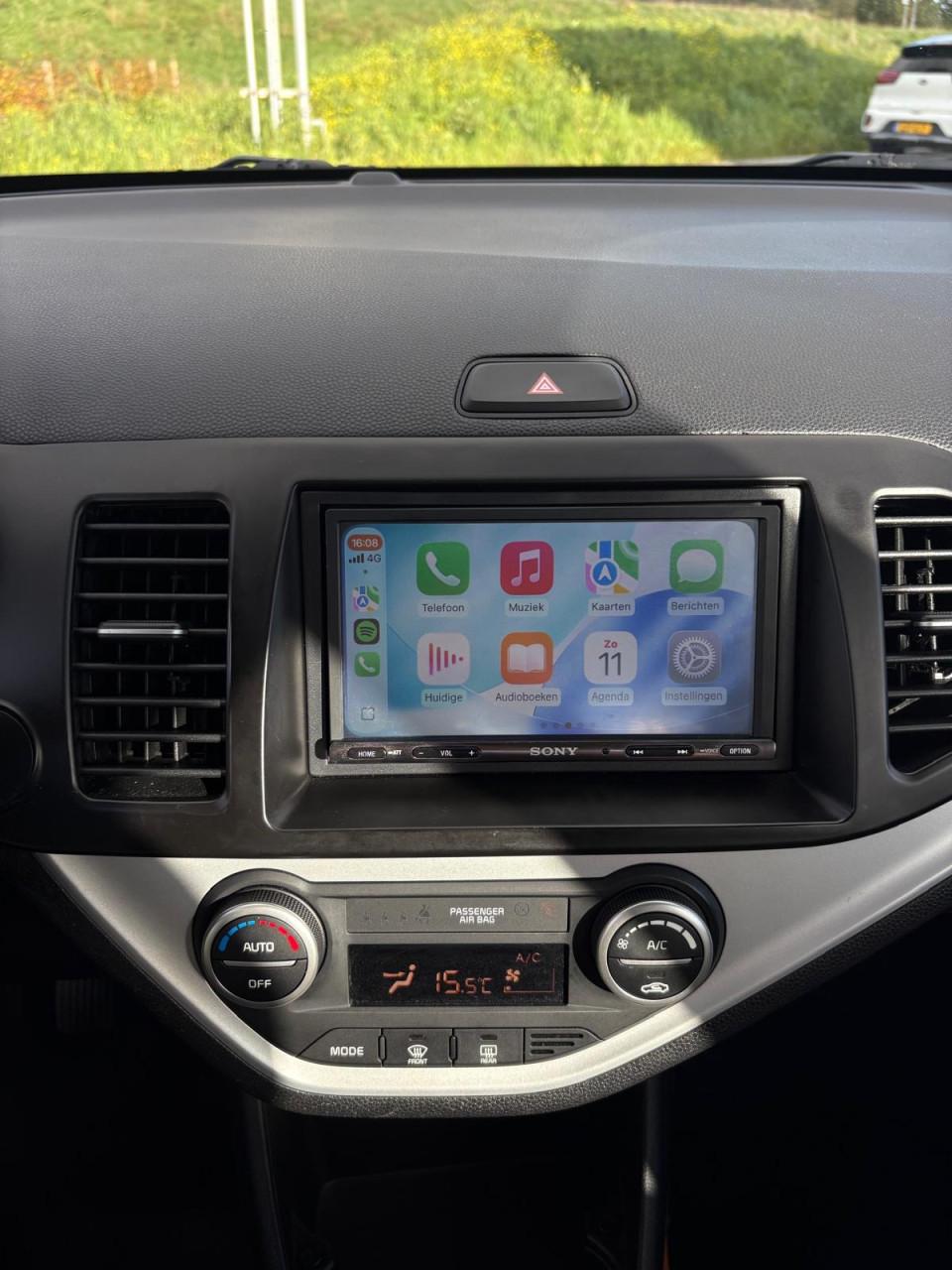 Kia picanto 2016 1.0 DynamicLine CarPlay