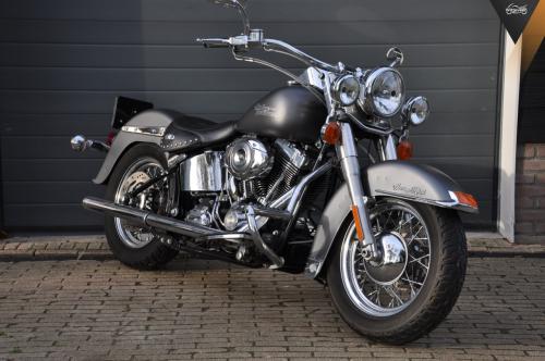 Harley-Davidson FLSTC Heritage Classic