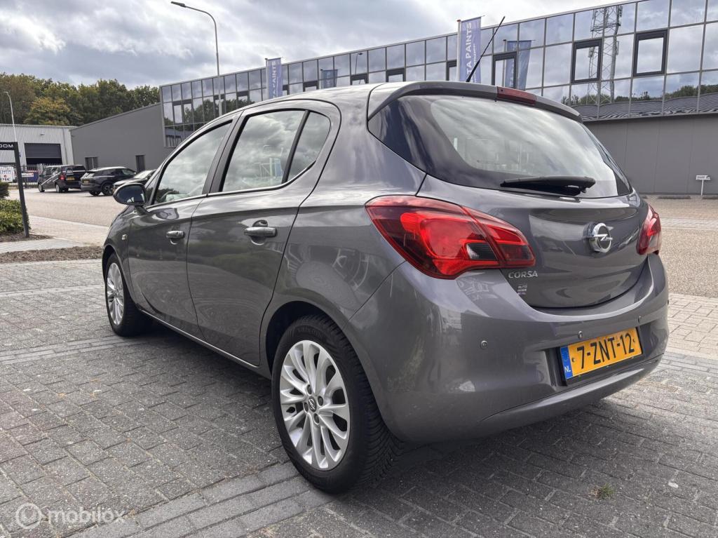 Opel Corsa 1.4 cosmo xenon
