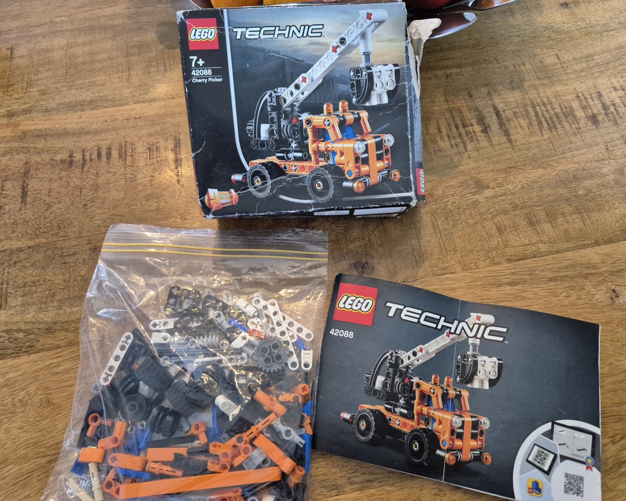 Lego Technic Cherry Picker 42088