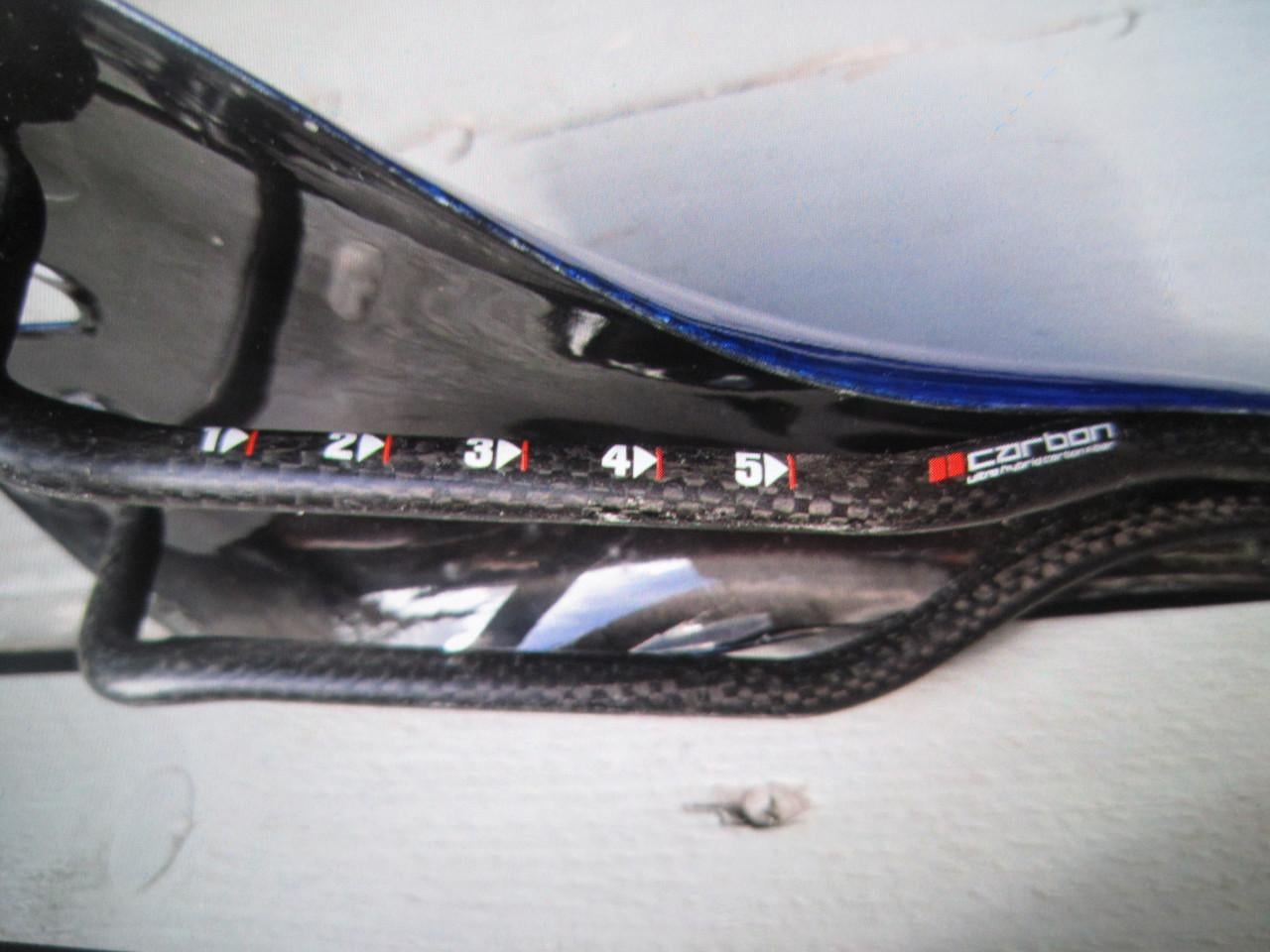 Racefietszadel