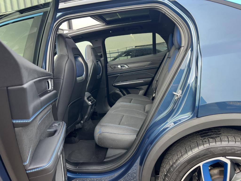 Lynk & Co 01 1.5 261pk phev , 360gr camera , pano dak , stuur en stoel verw